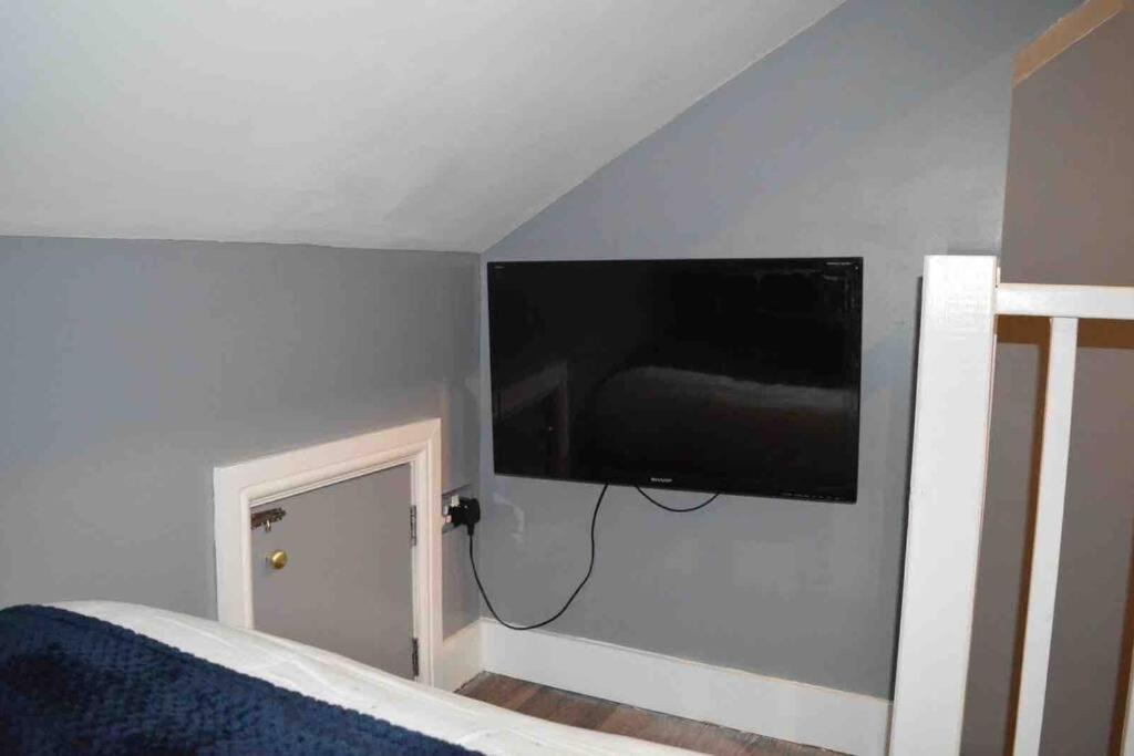 Villa Unique 4 Bed House In Derby Perfect For Contractors And Families Exterior foto